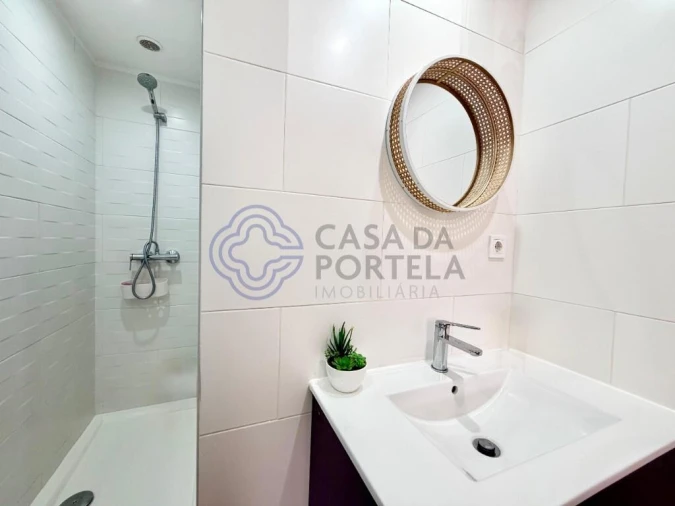 Apartamento T2 para Venda em Cidade da Maia Foto 9