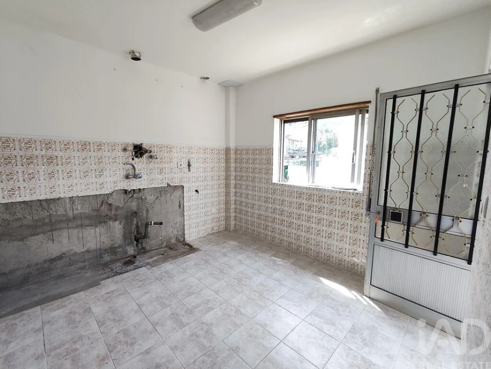 Apartamento T3 para Venda em Sande Vila Nova e Sande São Clemente Foto 24