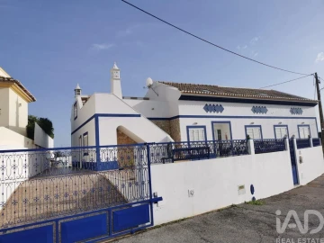 Moradia T3 para Venda em Luz de Tavira e Santo Estêvão