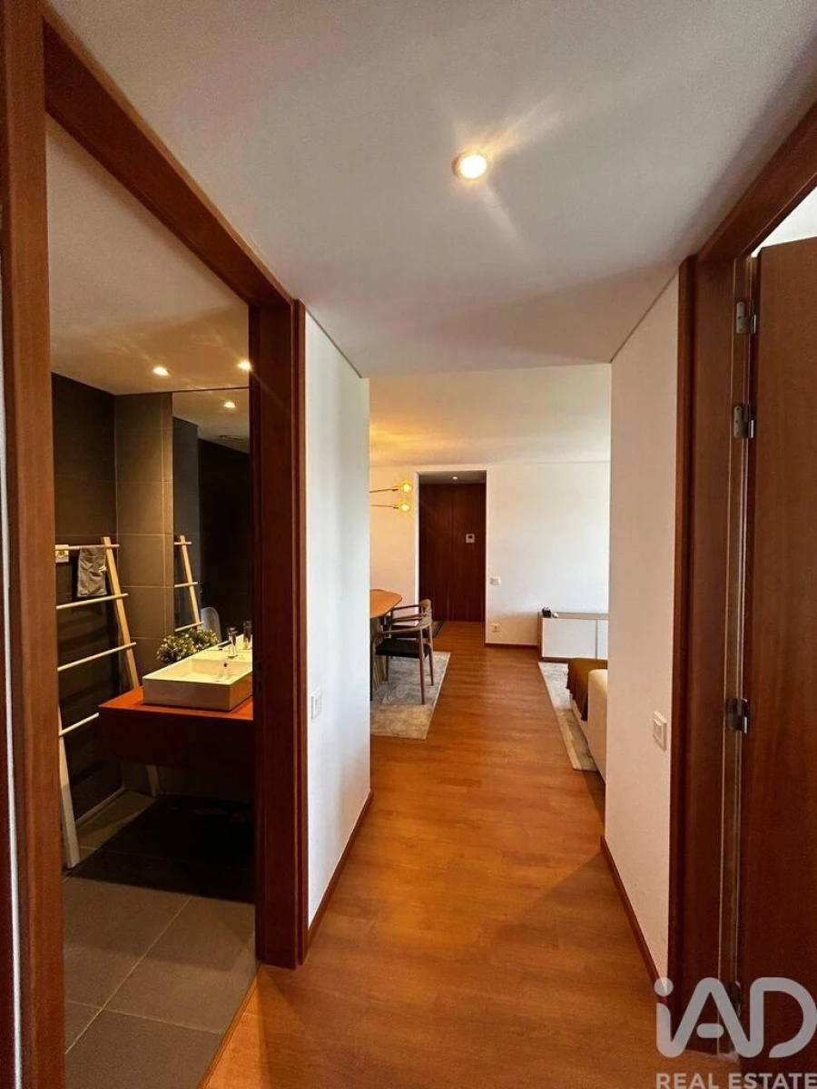 Apartamento T2 para Arrendamento em Paranhos Foto 20