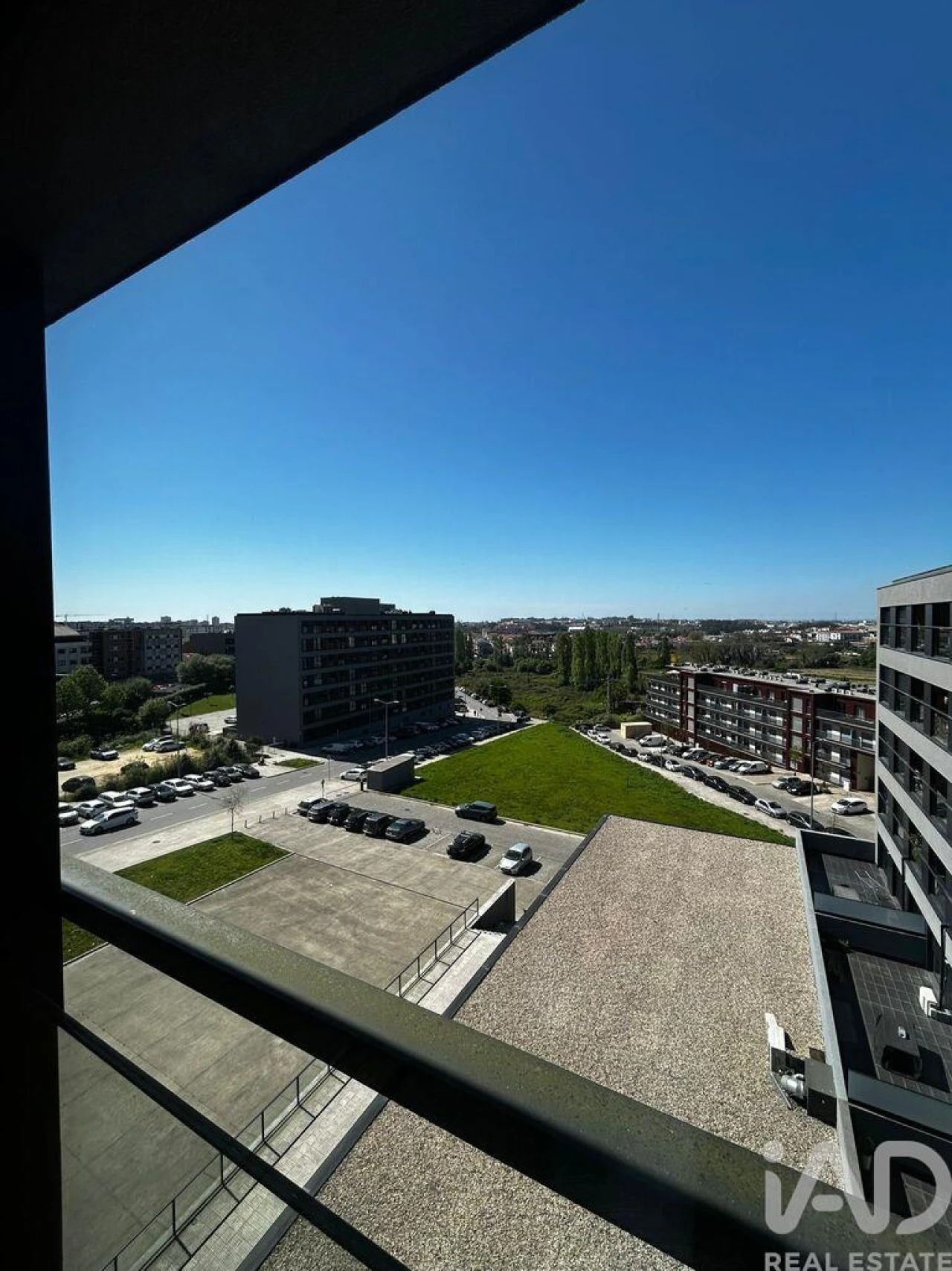 Apartamento T2 para Arrendamento em Paranhos Foto 11