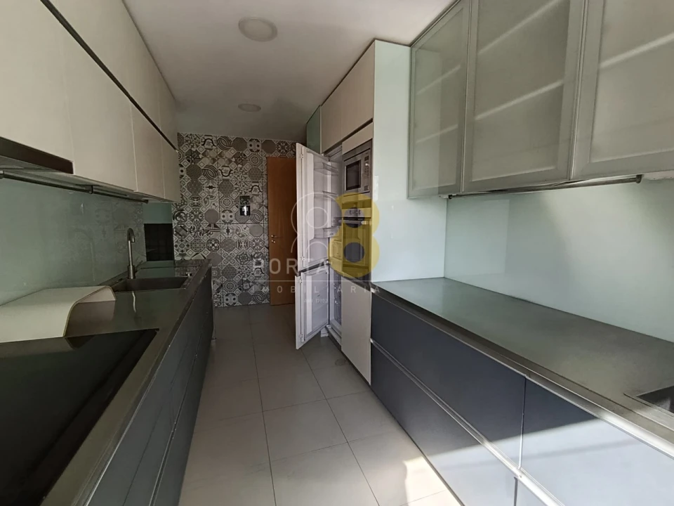 Apartamento T4 para Arrendamento em Matosinhos e Leça da Palmeira Foto 9