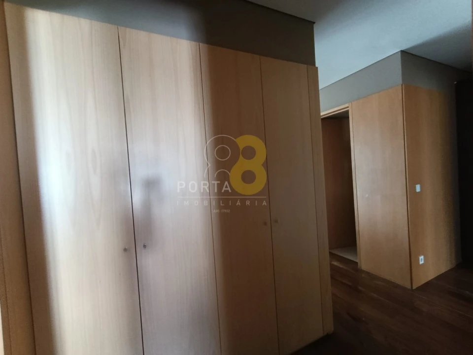 Apartamento T4 para Arrendamento em Matosinhos e Leça da Palmeira Foto 17