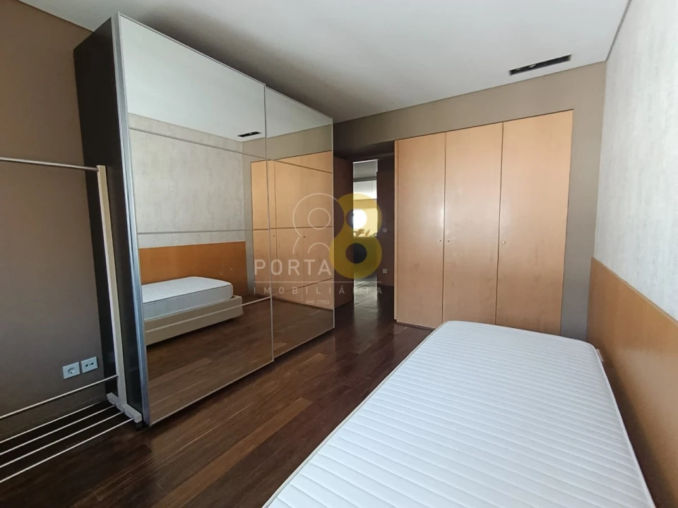 Apartamento T4 para Arrendamento em Matosinhos e Leça da Palmeira Foto 25