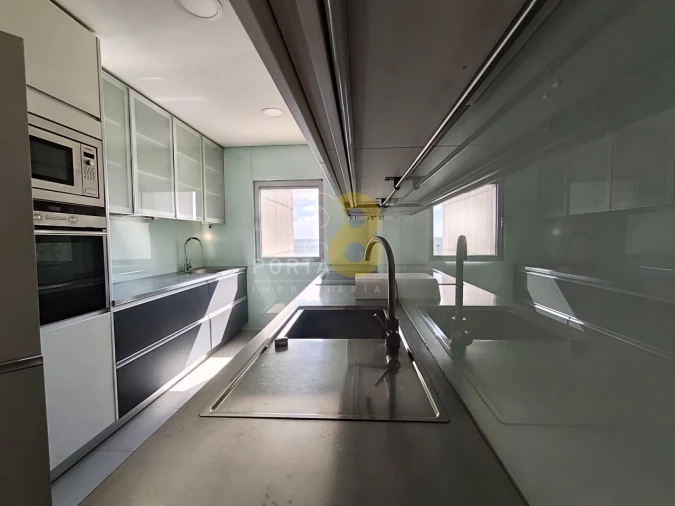 Apartamento T4 para Arrendamento em Matosinhos e Leça da Palmeira Foto 8
