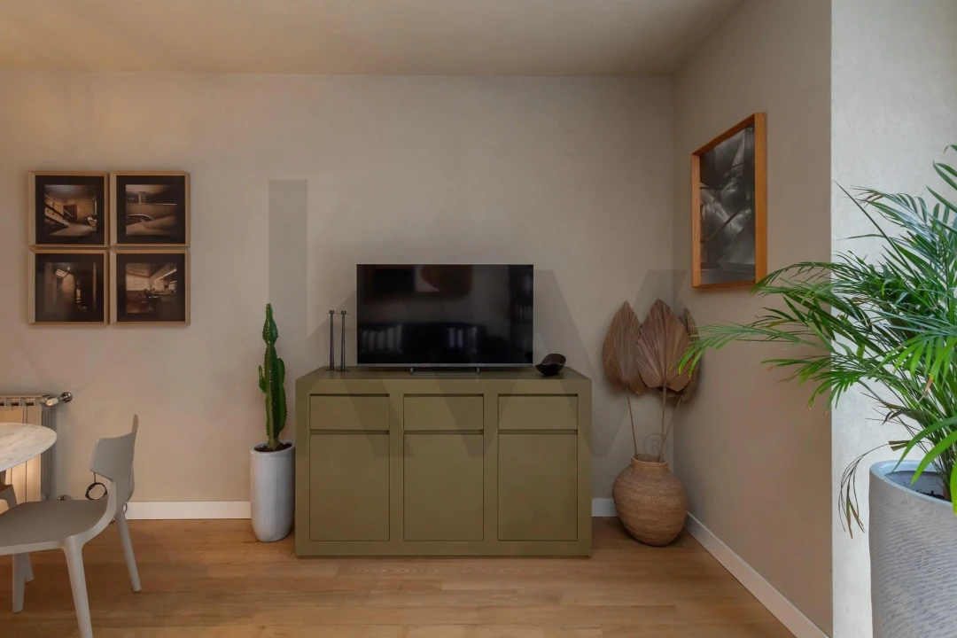 Apartamento T1 para Arrendamento em Santo António Foto 8