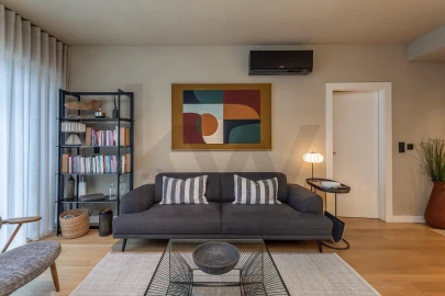 Apartamento T1 para Arrendamento em Santo António