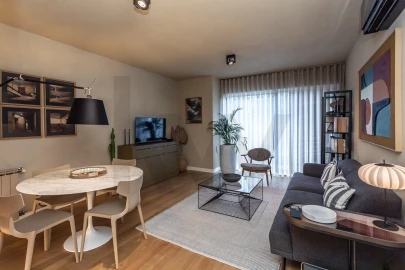 Apartamento T1 para Arrendamento em Santo António