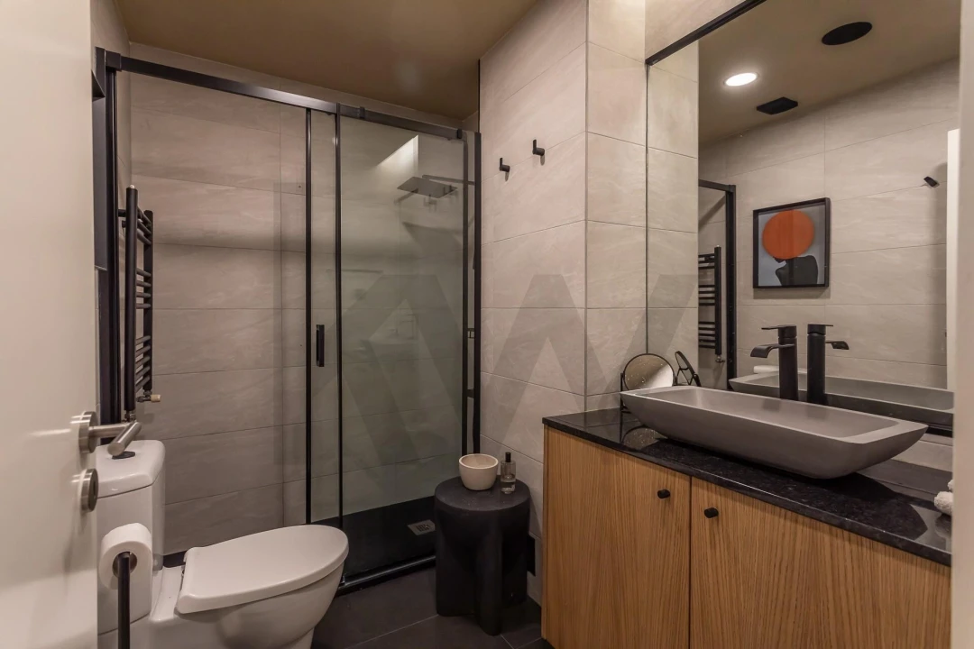 Apartamento T1 para Arrendamento em Santo António Foto 13