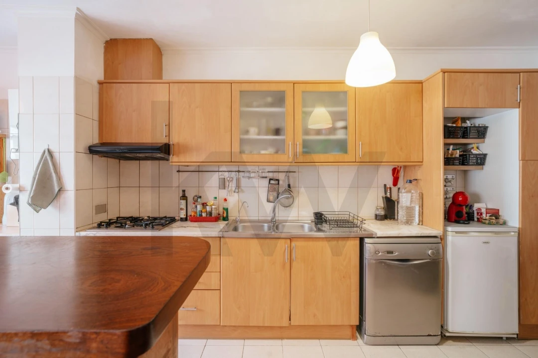 Apartamento T2 para Venda em Sé Nova, Santa Cruz, Almedina e São Bartolomeu Foto 11
