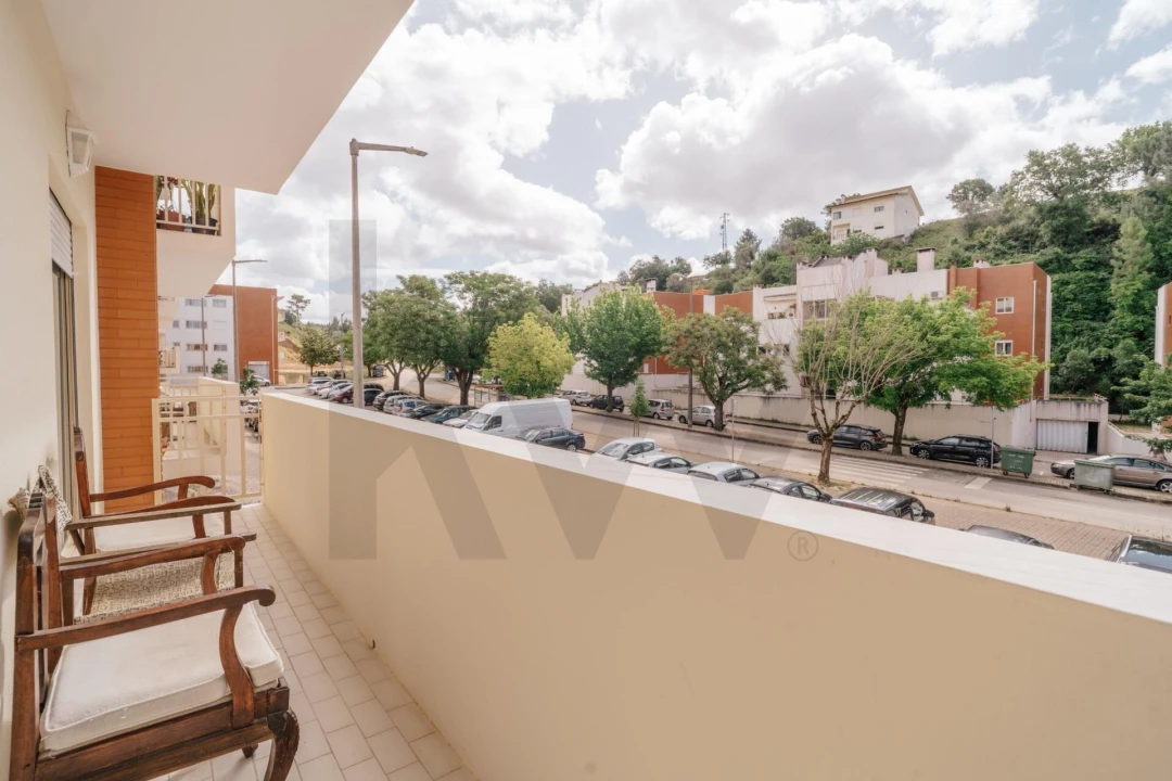 Apartamento T2 para Venda em Sé Nova, Santa Cruz, Almedina e São Bartolomeu Foto 25