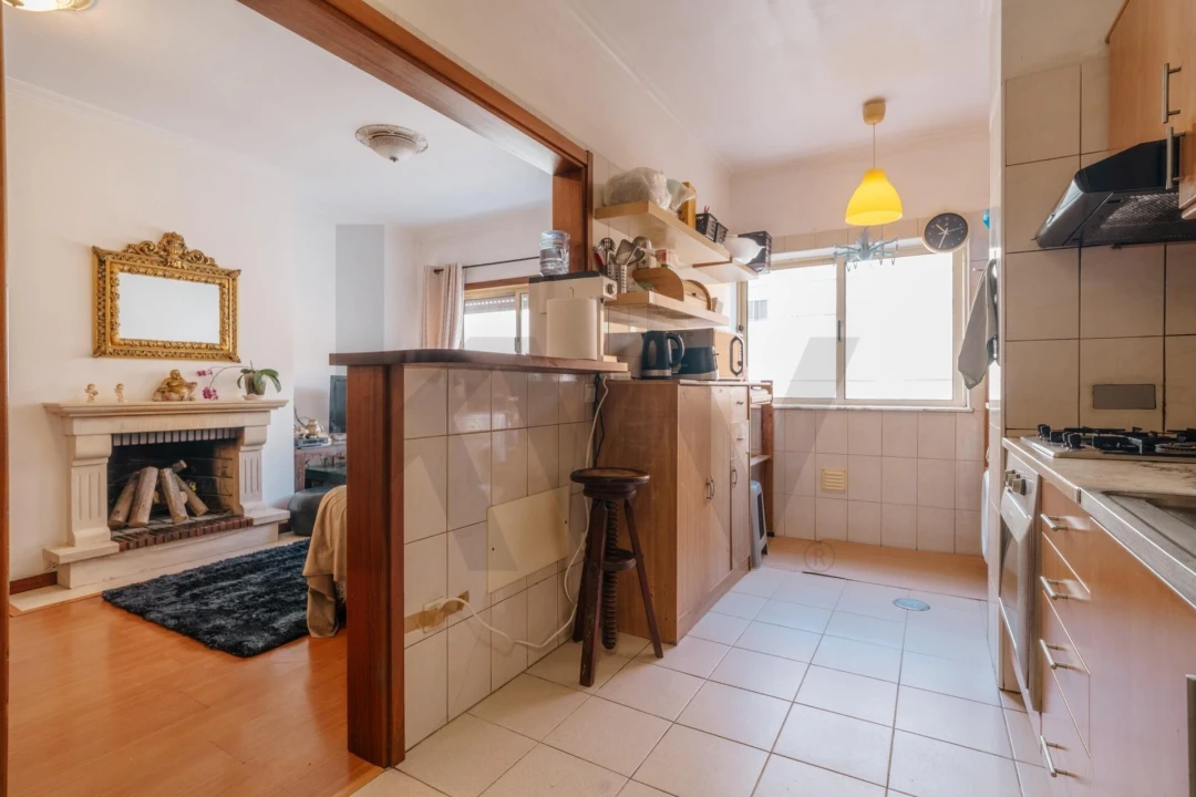 Apartamento T2 para Venda em Sé Nova, Santa Cruz, Almedina e São Bartolomeu Foto 13