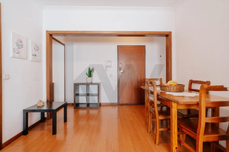 Apartamento T2 para Venda em Sé Nova, Santa Cruz, Almedina e São Bartolomeu Foto 8