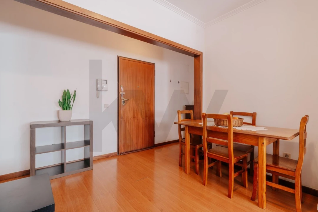 Apartamento T2 para Venda em Sé Nova, Santa Cruz, Almedina e São Bartolomeu Foto 7