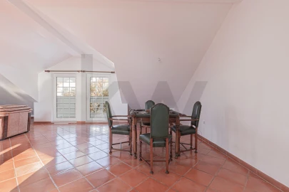 Moradia T5 para Venda em Alcabideche