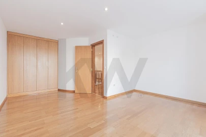 Moradia T5 para Venda em Alcabideche