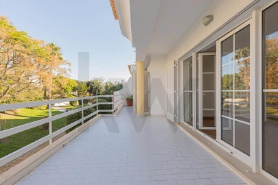 Moradia T5 para Venda em Alcabideche