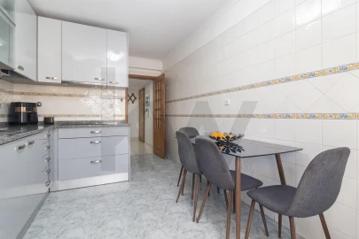 Apartamento T3 para Venda em Barreiro e Lavradio