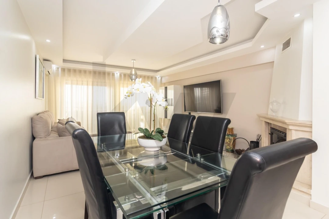 Apartamento T3 para Venda em Barreiro e Lavradio Foto 1