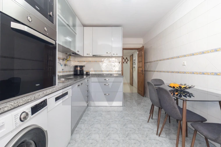 Apartamento T3 para Venda em Barreiro e Lavradio Foto 48