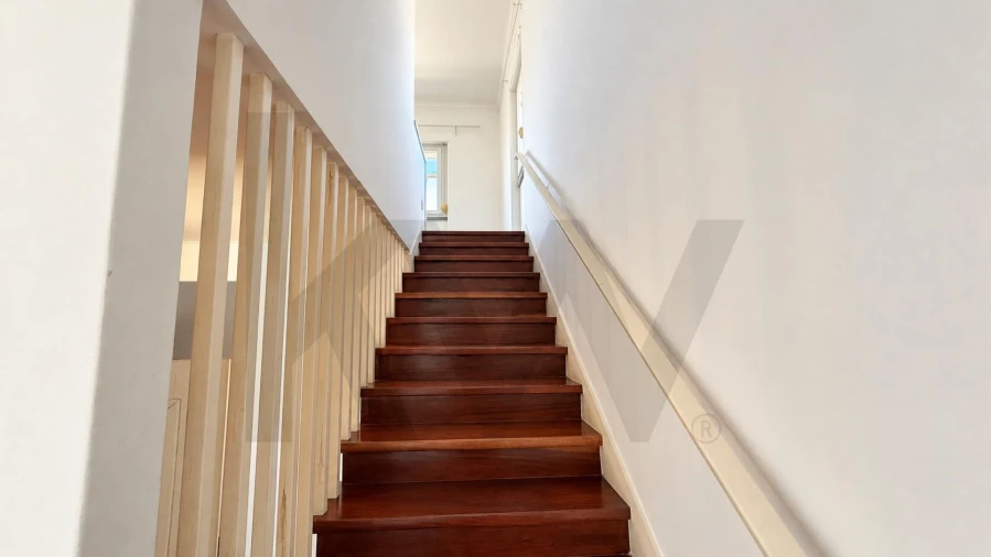 Moradia T4 para Venda em Rio de Mouro Foto 11