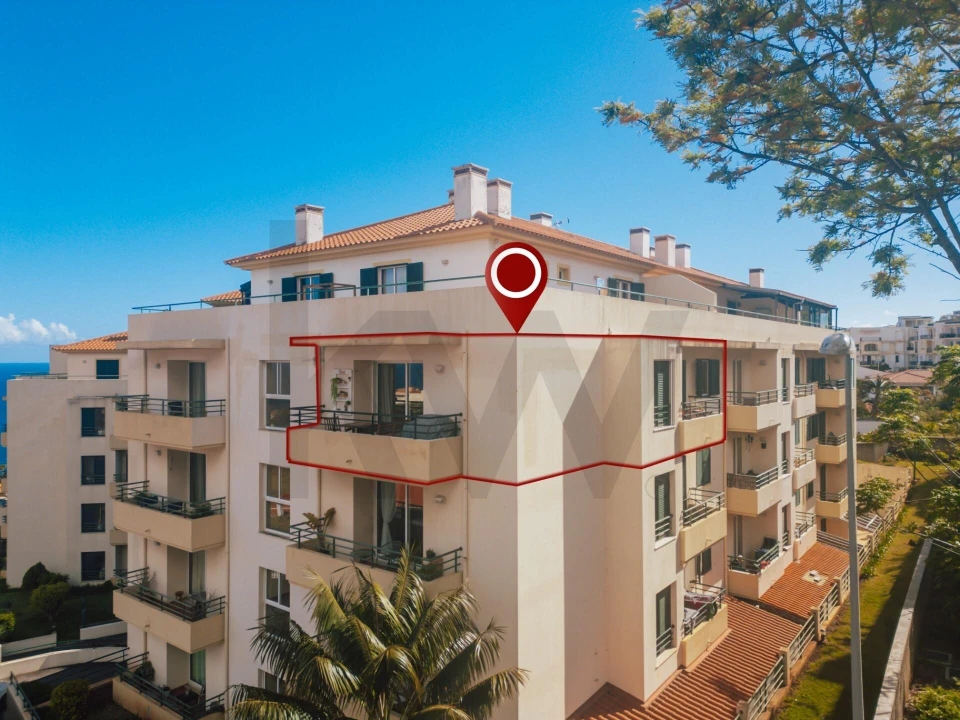 Apartamento T2 para Venda em Caniço Foto 3