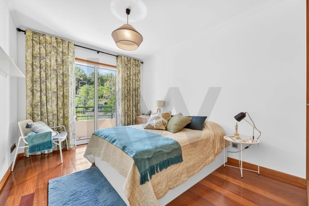Apartamento T2 para Venda em Caniço Foto 23