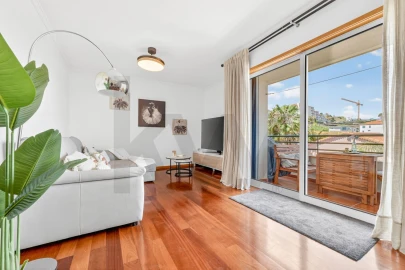 Apartamento T2 para Venda em Caniço