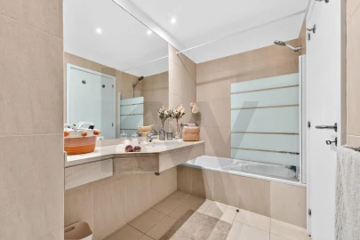 Apartamento T2 para Venda em Caniço