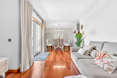 Apartamento T2 para Venda em Caniço