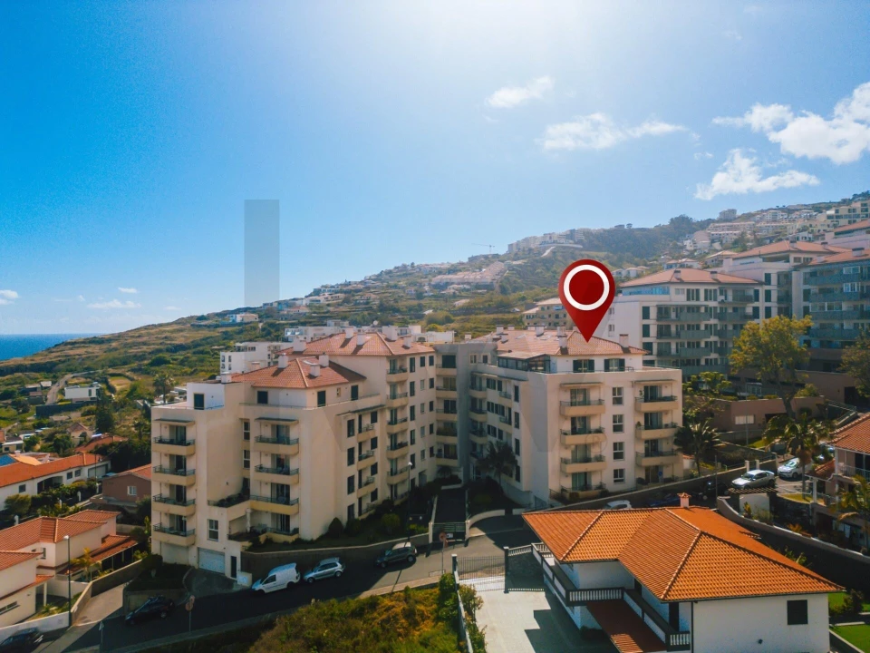Apartamento T2 para Venda em Caniço Foto 5