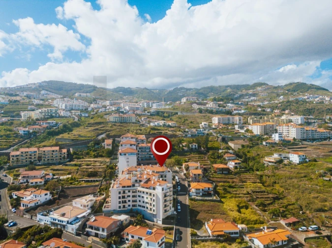 Apartamento T2 para Venda em Caniço Foto 9