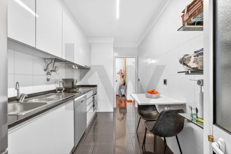 Apartamento T2 para Venda em Caniço Foto 22