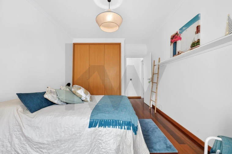 Apartamento T2 para Venda em Caniço Foto 24