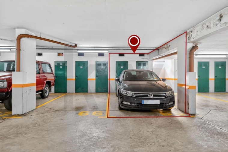 Apartamento T2 para Venda em Caniço Foto 40