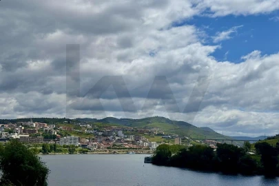Moradia T3 para Venda em Peso da Régua e Godim
