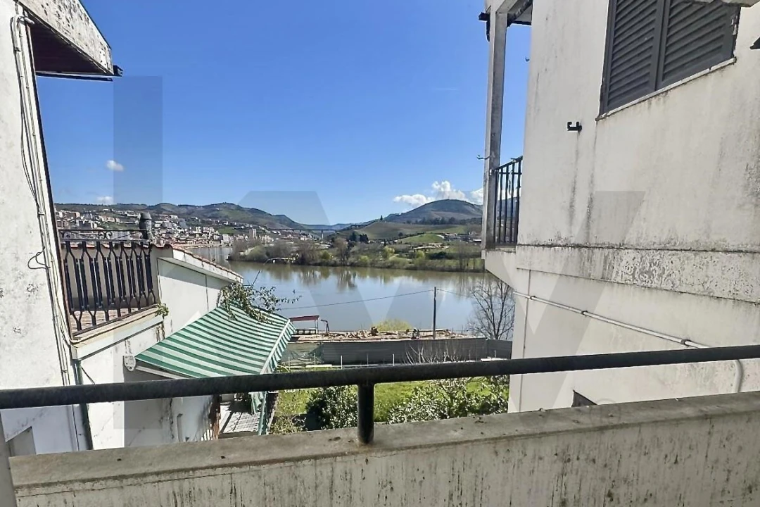 Moradia T3 para Venda em Peso da Régua e Godim Foto 9