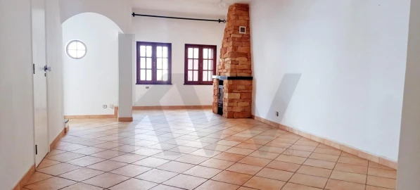 Moradia T3 para Venda em São Teotónio