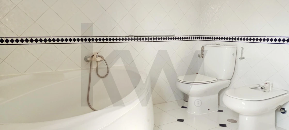 Moradia T3 para Venda em São Teotónio Foto 25