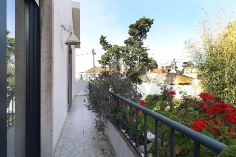 Moradia T6 para Venda em São João das Lampas e Terrugem Foto 30