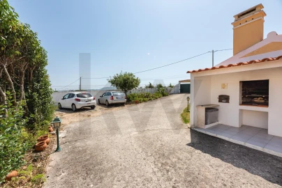 Moradia T4 para Venda em Santa Maria e São Miguel, São Martinho, São Pedro Penaferrim