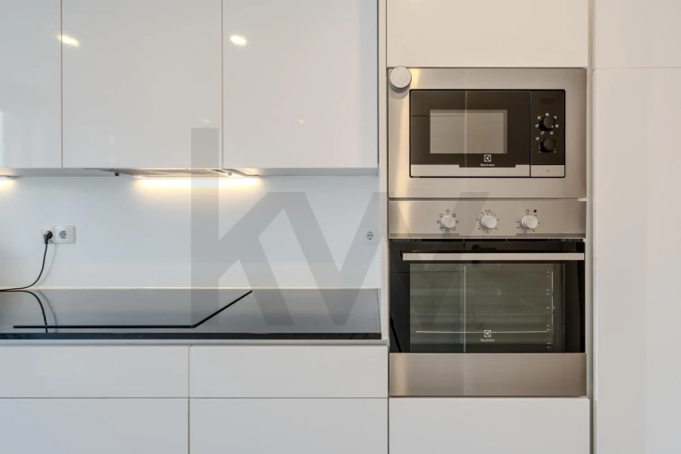 Apartamento T3 para Venda em Campolide Foto 17