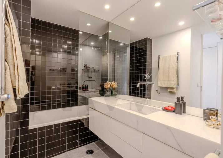 Apartamento T3 para Venda em Campolide Foto 8