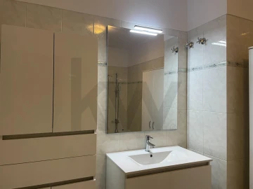 Apartamento T3 para Arrendamento em Oeiras e São Julião da Barra, Paço de Arcos e Caxias