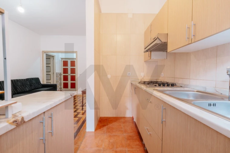 Apartamento T2 para Venda em Santo Antonio dos Olivais Foto 8