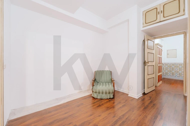 Apartamento T2 para Venda em Santo Antonio dos Olivais Foto 13