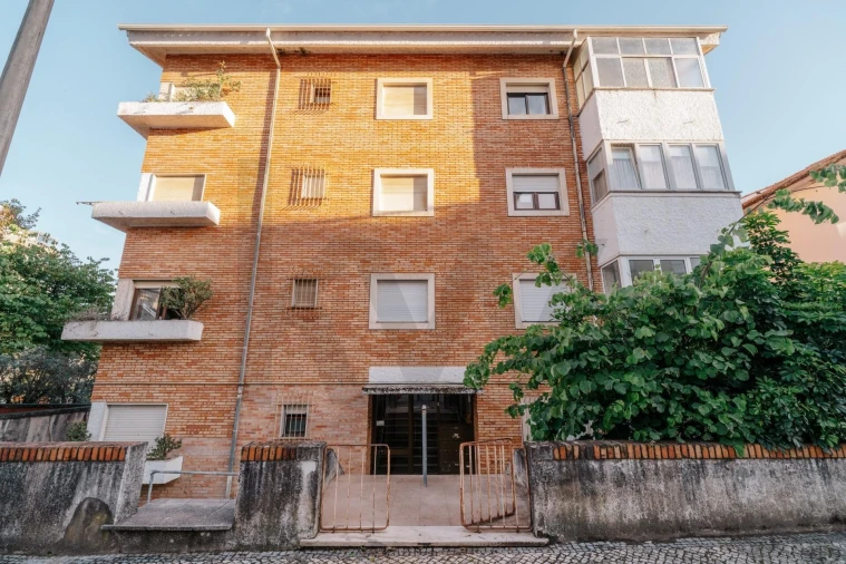 Apartamento T2 para Venda em Santo Antonio dos Olivais Foto 27