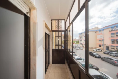 Apartamento T2 para Arrendamento em Barreiro e Lavradio