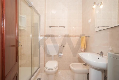 Apartamento T2 para Arrendamento em Barreiro e Lavradio
