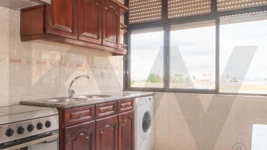 Apartamento T2 para Arrendamento em Barreiro e Lavradio